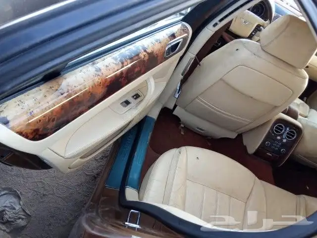 تشليح بنتلي قطع غيار بنتلي مستعمل نظيف فلاينج و جي تي 9