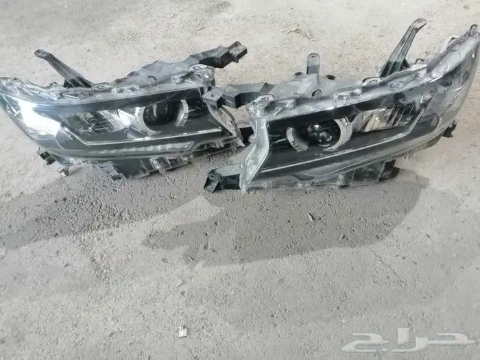 يمين يسار شمعات برادو مديل 2021 0