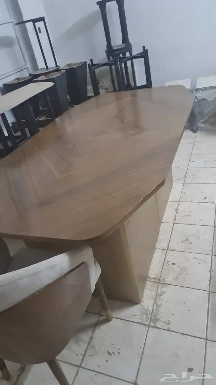 تفصيل طاولات 5