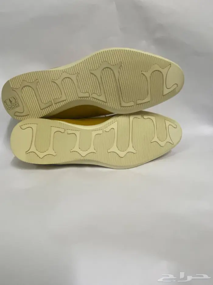 مقاس 42 Shoes aston martin 3