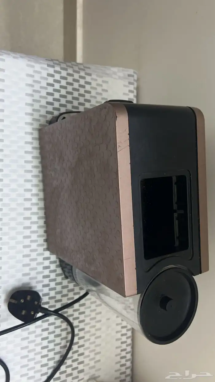 مكينه قهوه مع منظم كبسولات 4