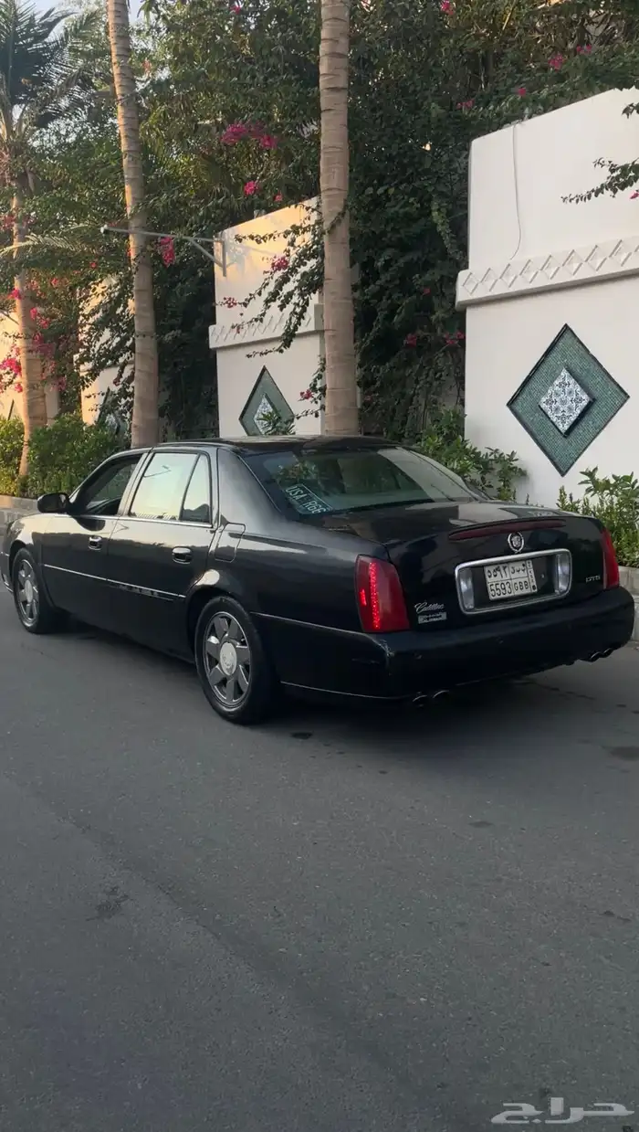 كاديلاك ديفيل DTS بيع او بدل 10