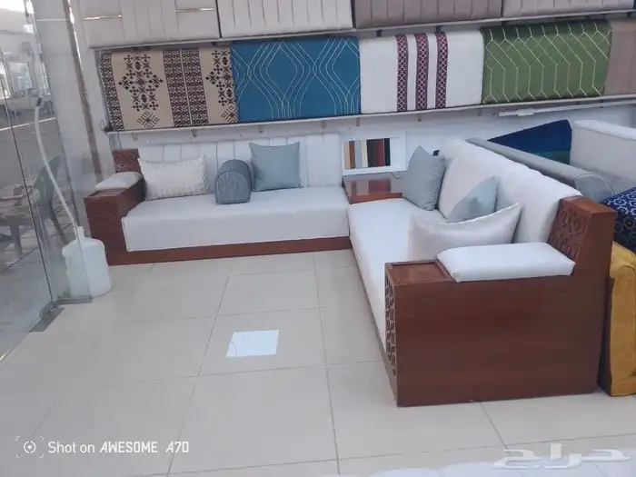 مفروشات الرياض  تفصيل جميع انواع الكنب والجلسات الارضي والست 1