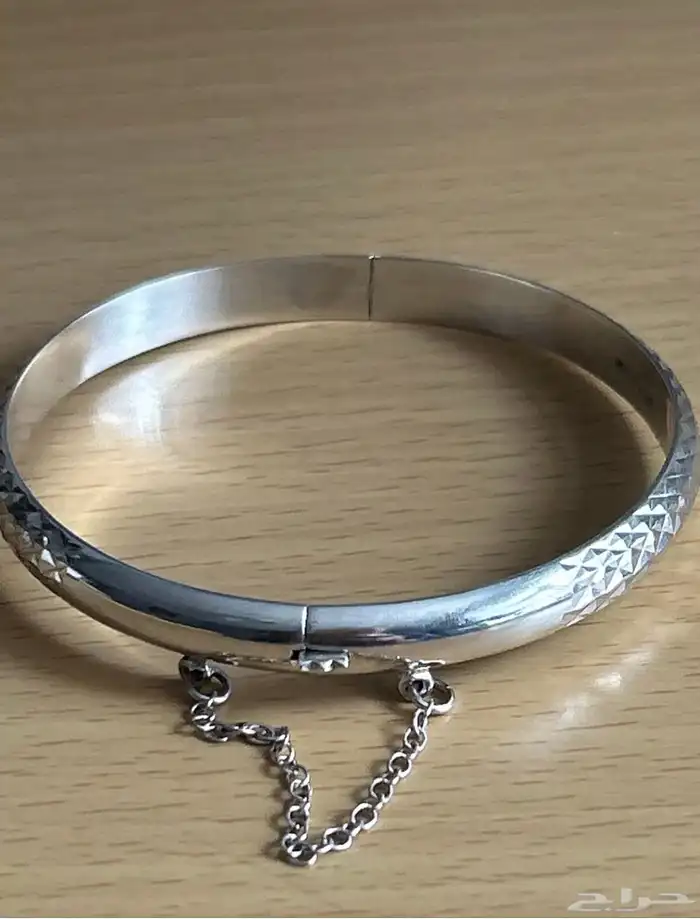 أسواره سوار فضة أصلية مختومة مع اسم المصمم TJC 0