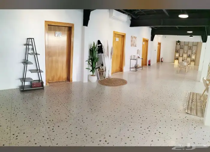 للبيع عماره تجاريه استثمارية في عنيزه 1