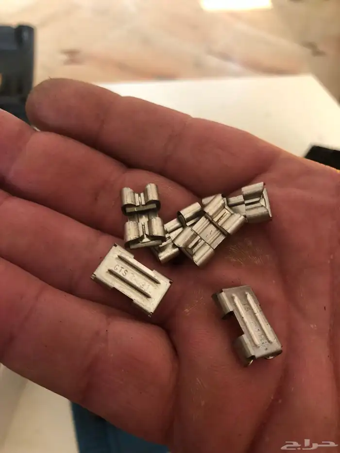 اصلاح جميع انواع علب الفيوزات وضفاير السيارات 10