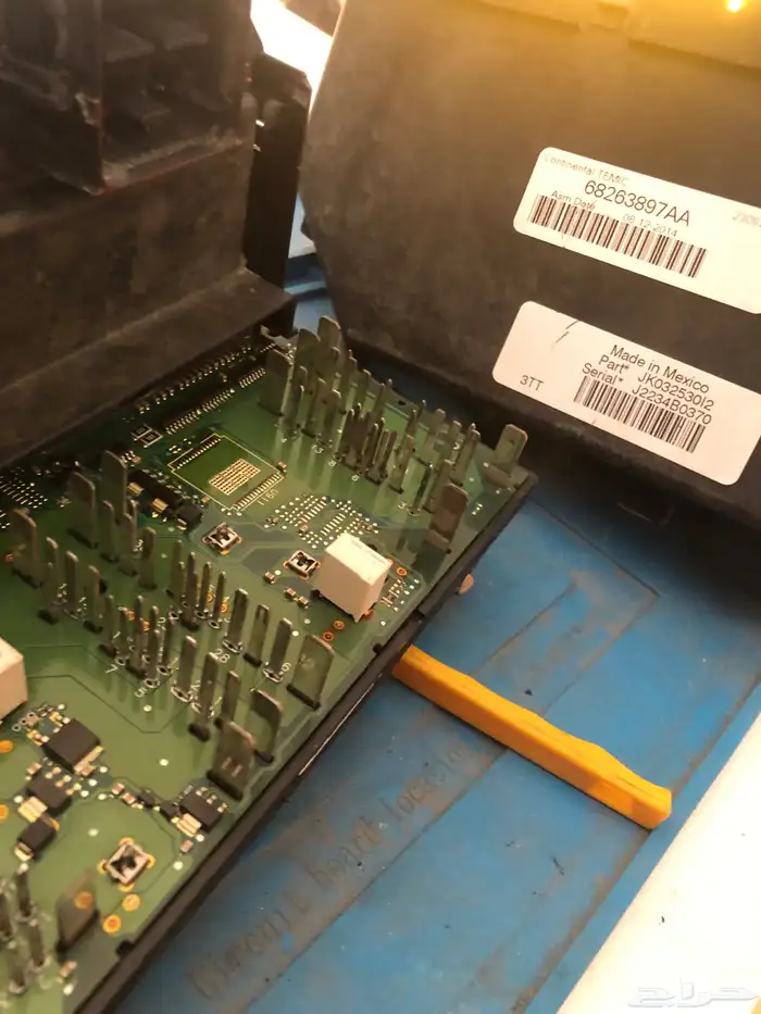 اصلاح جميع انواع علب الفيوزات وضفاير السيارات 13