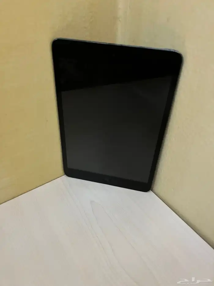 3 مني آيباد مستعمل نظيف 1