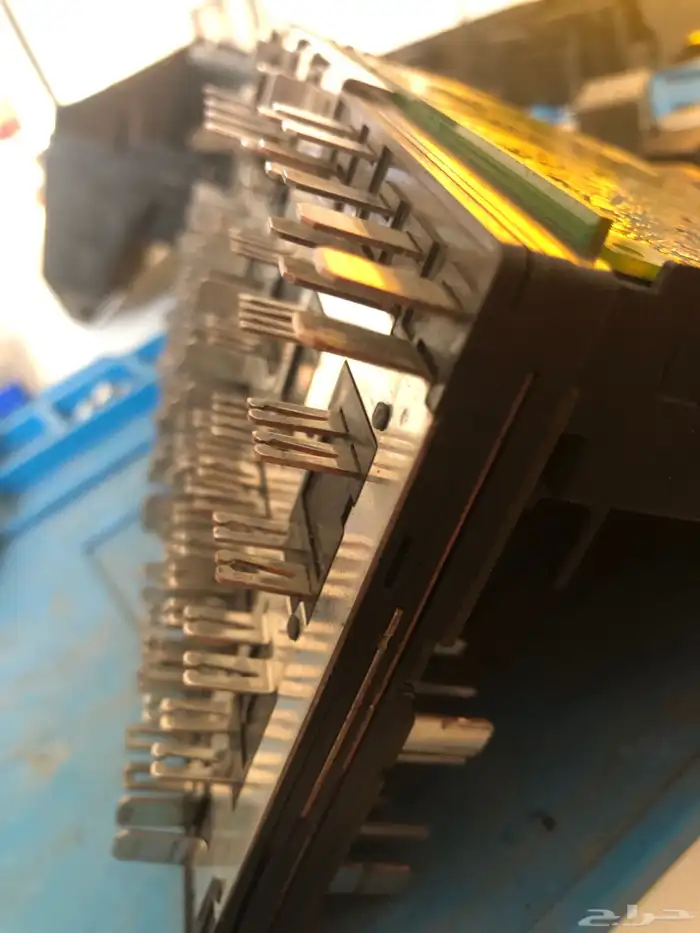 اصلاح جميع انواع علب الفيوزات وضفاير السيارات 14