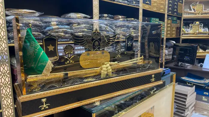 هدية درع سيف تخروج ملازم دروع سيوف جملة 33