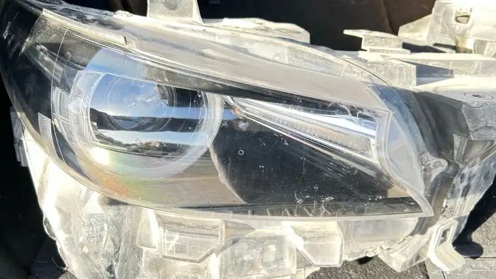 مازدا سيقنيتشر cx9-2022 signature full-option 2