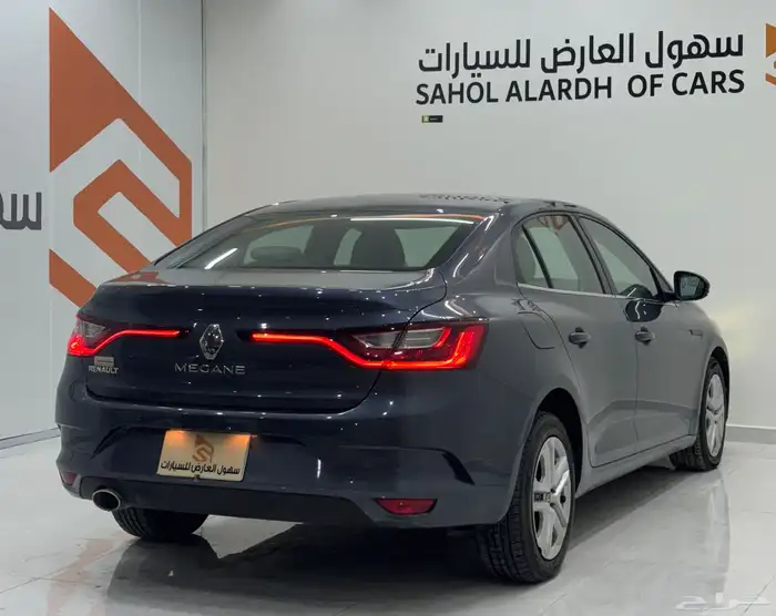 رينو ميقان (2021) 7