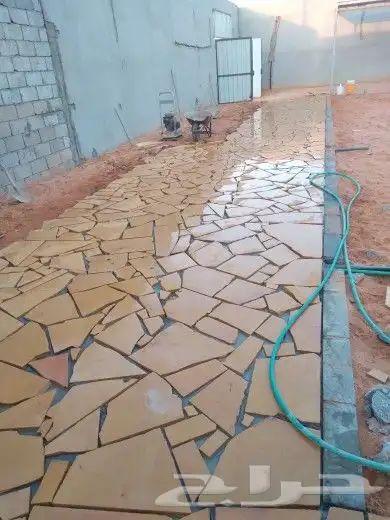 معلم تركيب انترلوك وبدوره ل تواصل ابو مصطفى 4