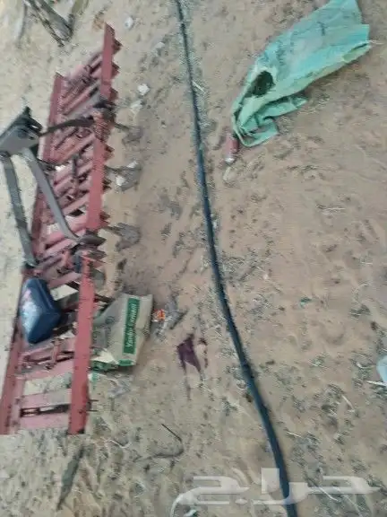 مشط 11سن مشط 11سن مع نثارة للبيع مع حراثه بالعرض موجوده 4