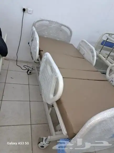 سرير طبي كهربائي معا المرتبه 10حركات 0