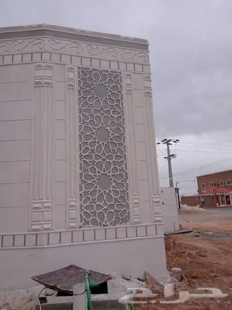 أبوحسين الديكورات الخارجيه تغنيك عن الياسه العاديه 0