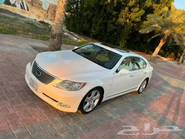 لكسز Ls 460 لارج 2009 أبيض لؤلؤي 1