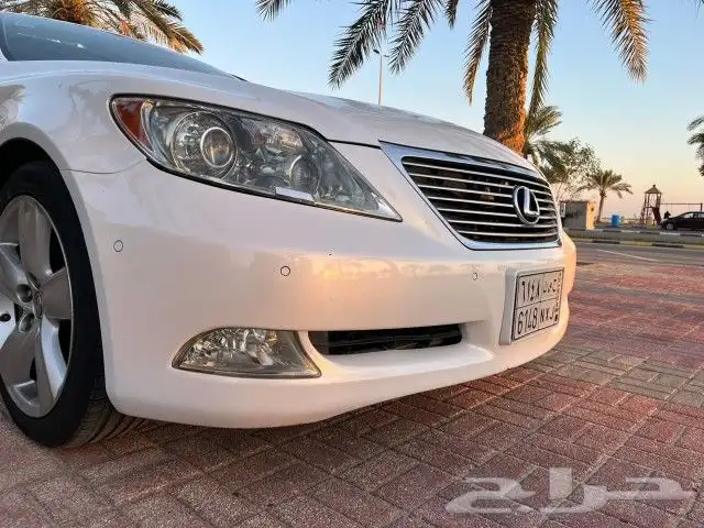 لكسز Ls 460 لارج 2009 أبيض لؤلؤي 15