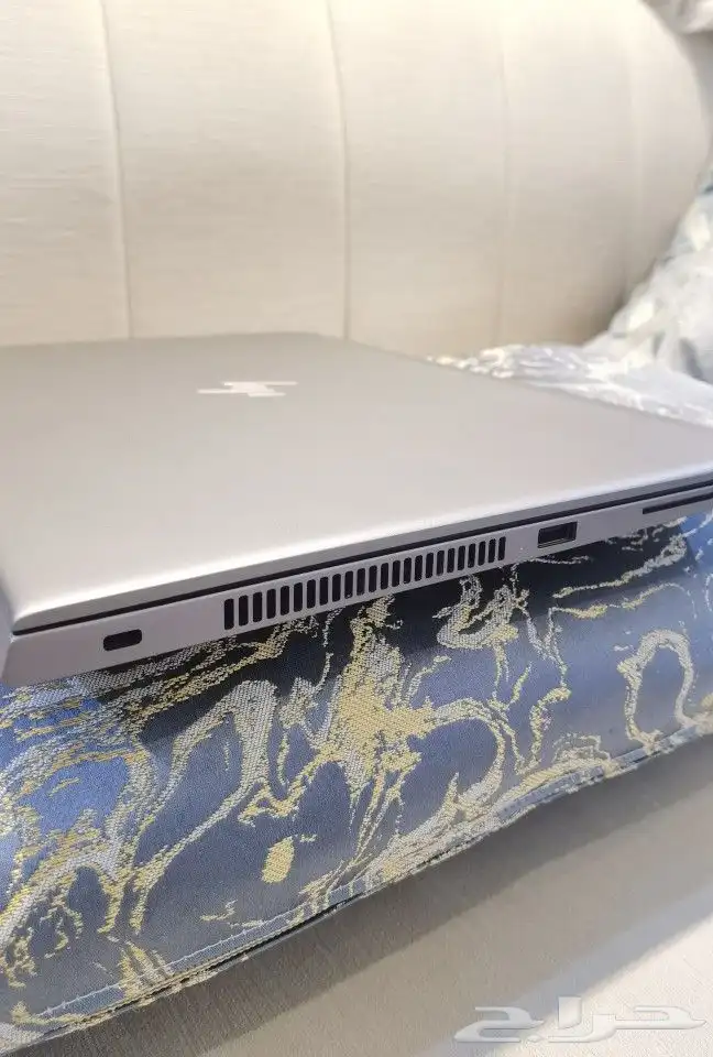 لابتوب HP نظيف جدا 9