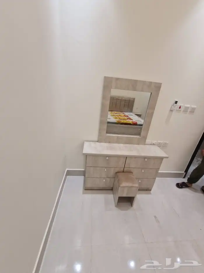 غرف نوم وطني جديده مكونه من ست قطع التوصيل فوري 1300 7