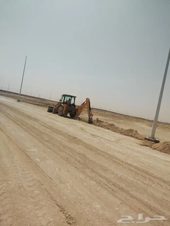 جي سي بي للايجار يوجد بكت 13و20و30و60 6