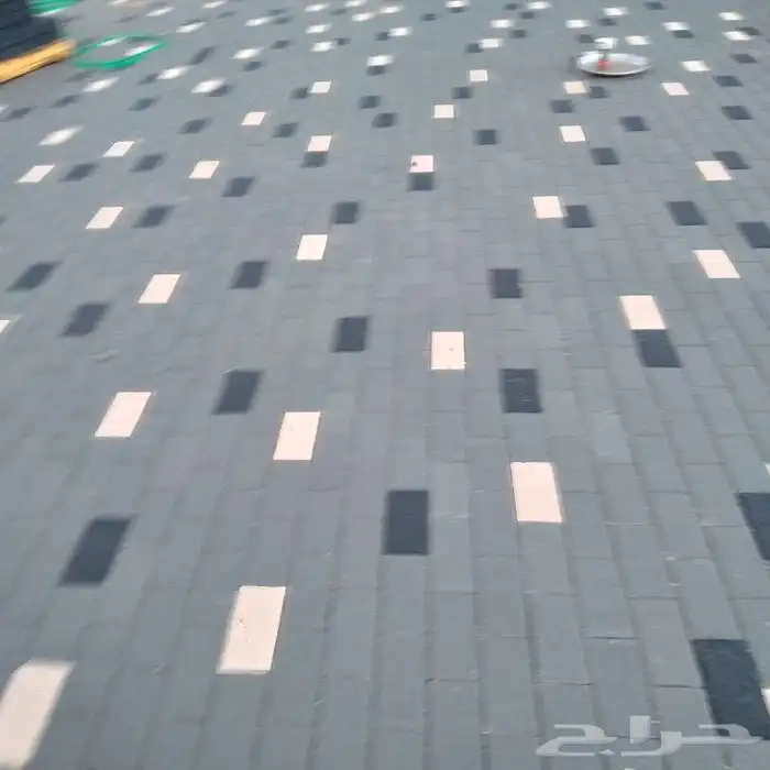 معلم تركيب انترلوك وبدوره ل تواصل ابو مصطفى 3