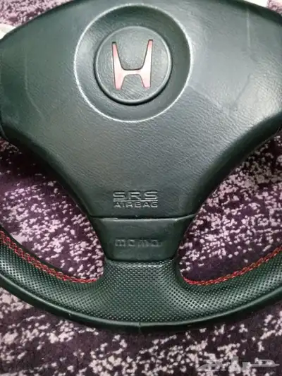 طارة type R momo 8