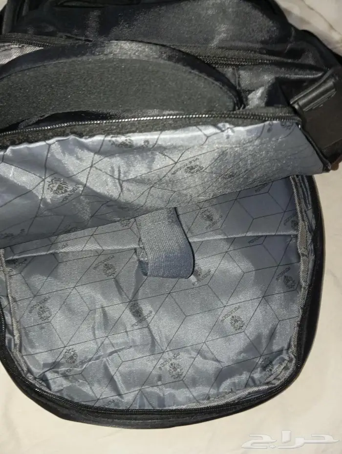 شنطة ظهر كبيرة (جديدة) للسفر و لابتوب مع مخرج وسلك usb مرفق 7