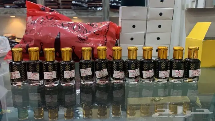 مجموعه من دهن العود الفاخر 0