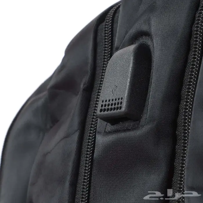 شنطة ظهر كبيرة (جديدة) للسفر و لابتوب مع مخرج وسلك usb مرفق 1