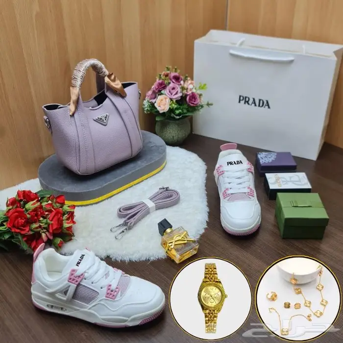 شنط راقيه ماركة برادا 3