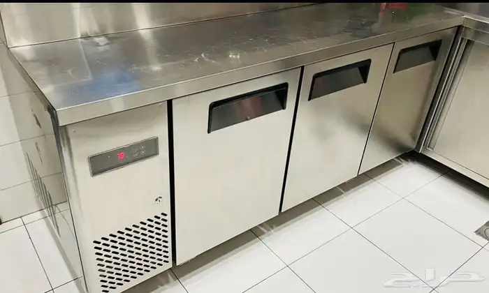ثلاجة كاونتر طاولة ثلاث ابواب 0