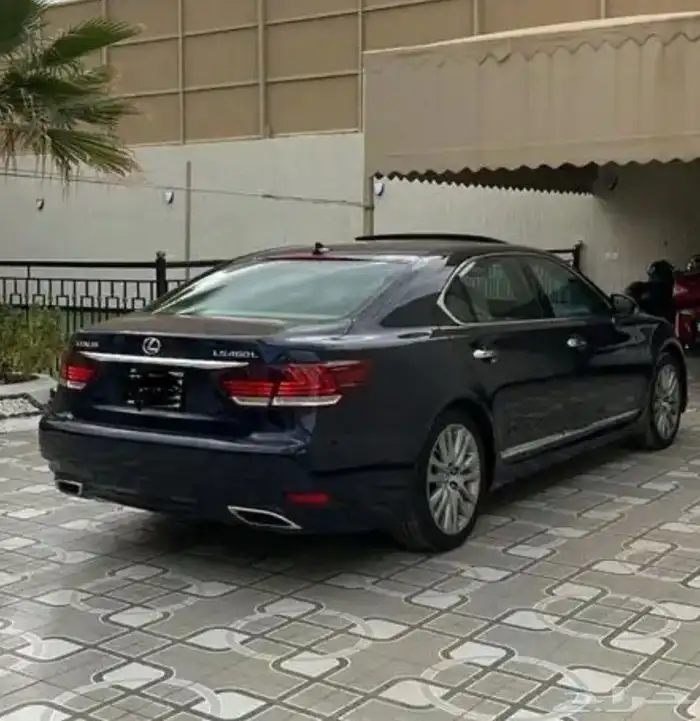 لكزس 460 LS لارج موديل 2013 3