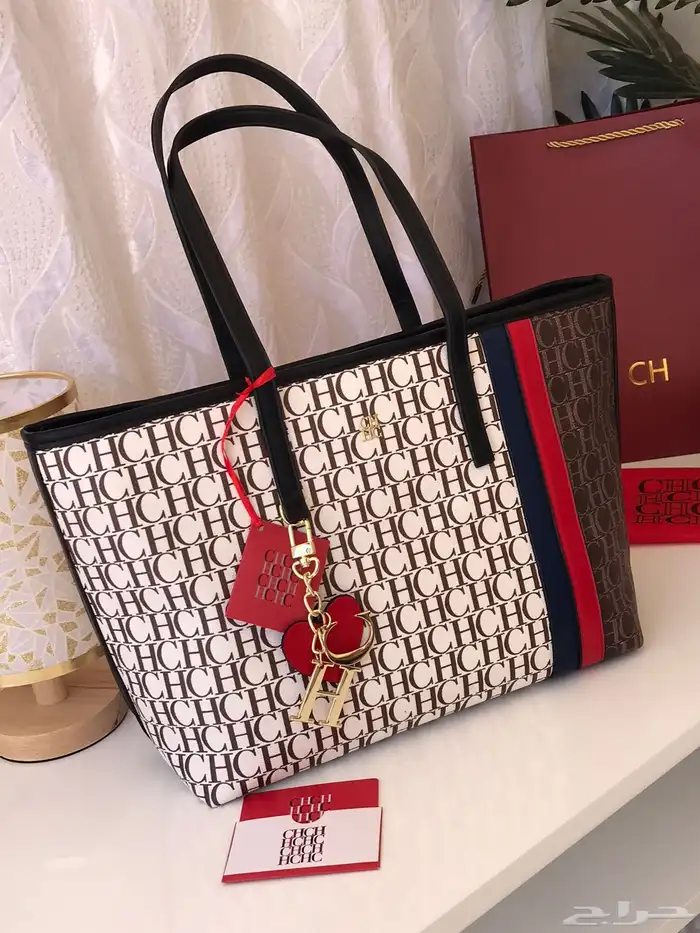 شنط ماركات درجه اولى 42