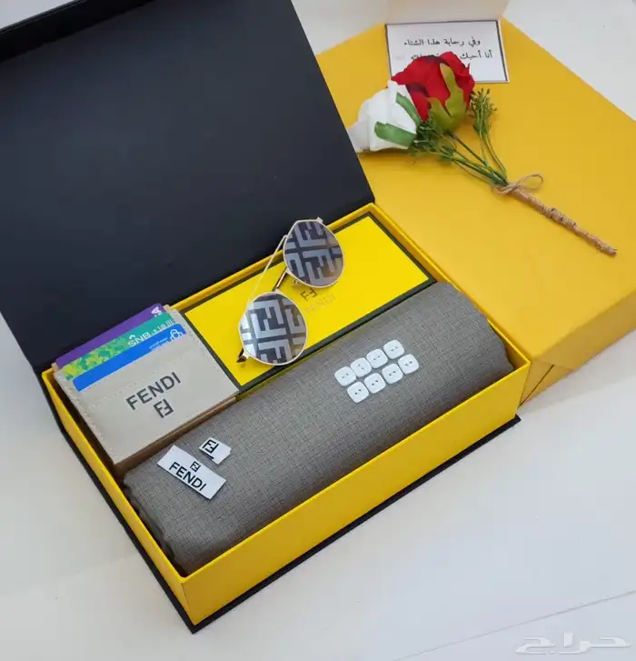 بوكس فخم من ماركة فندي رجالي 3