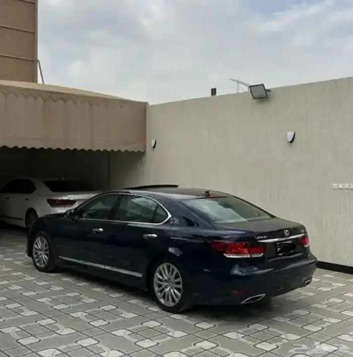 لكزس 460 LS لارج موديل 2013 5