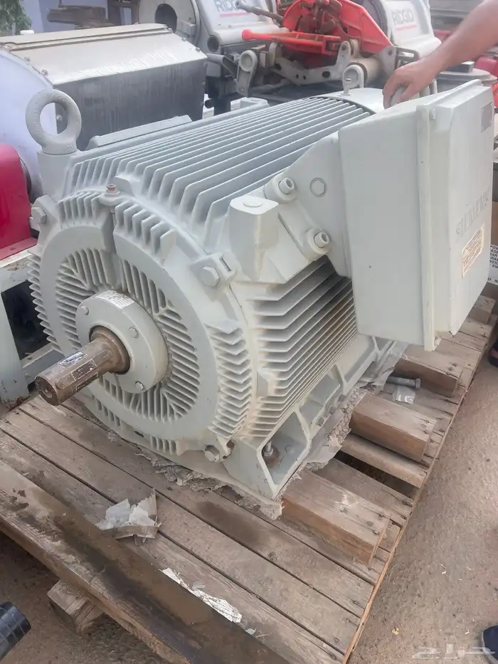 محرك دينمو الماني 280 كيلو - 370 حصان 0