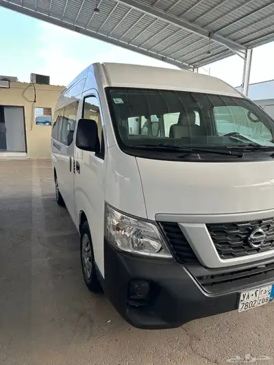 باص نيسان اورفان 1