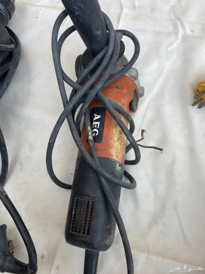 معدات وعدد 13