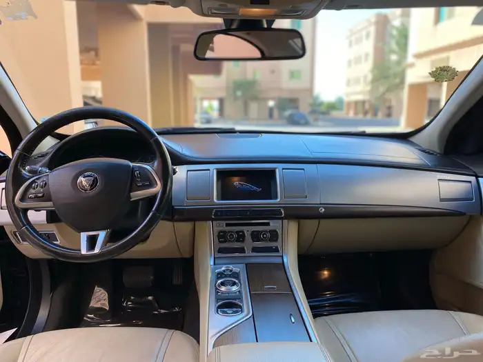 جاكوار xf 2014 4