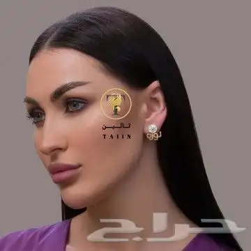 حلق مطلي بالذهب متوفر باللونين تصميم انيق 5