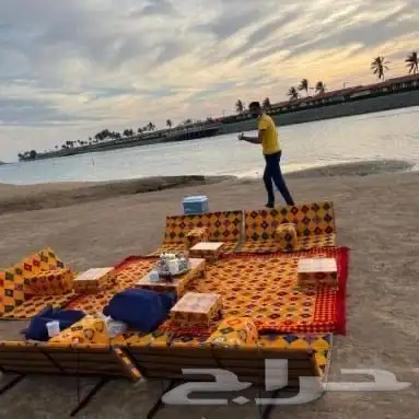 إيجار جلسات على البحر لدينا مواقع تناسب العائلات والشباب 12