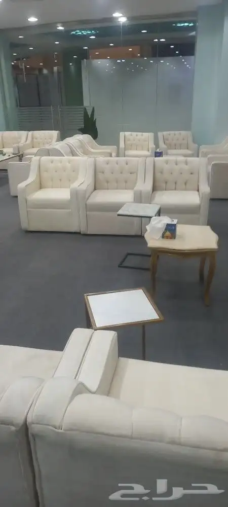 يوجد لدينا كراسي سماعات كنب كهوجيين 1