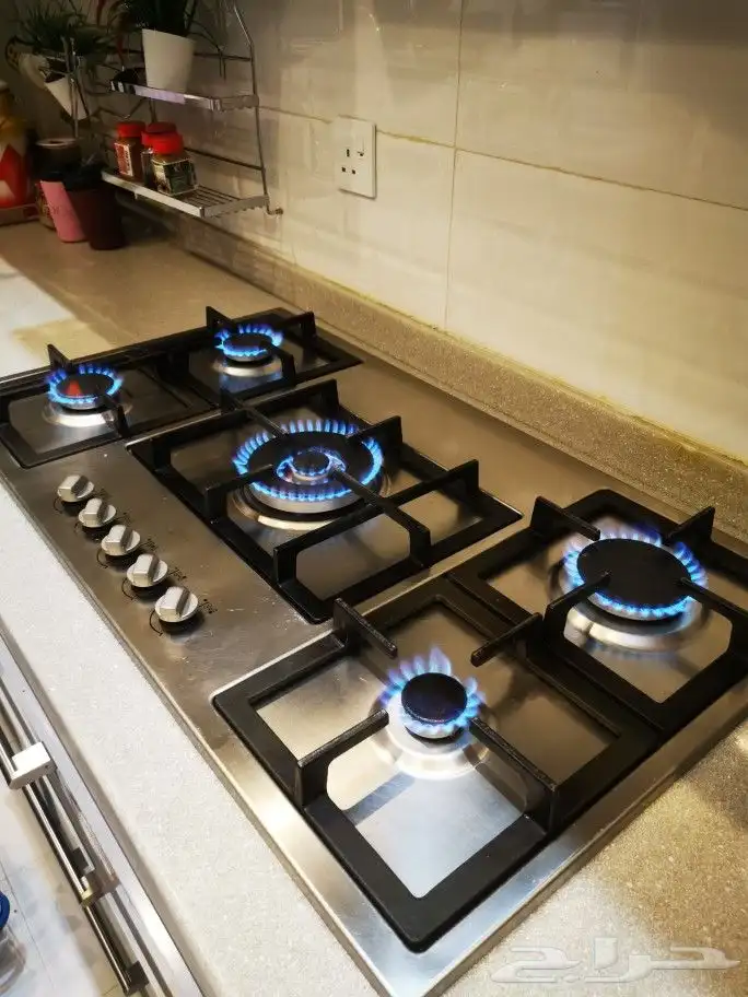 صيانه وتنظيف وتلميع افران الغاز بالرياض 1