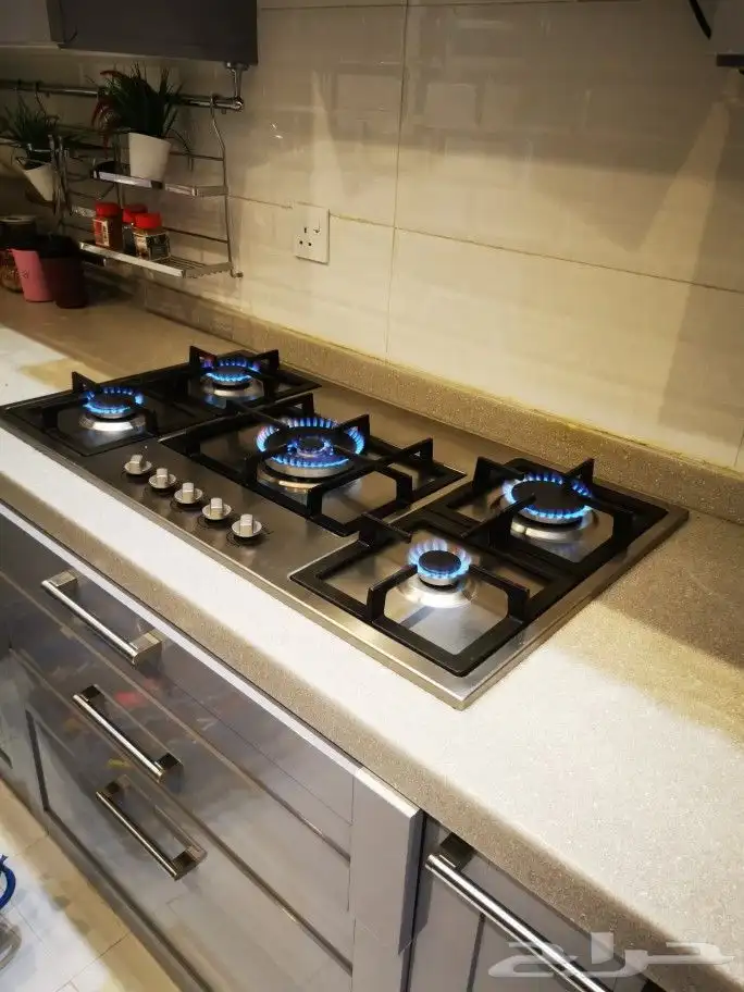 صيانه وتنظيف وتلميع افران الغاز بالرياض 5