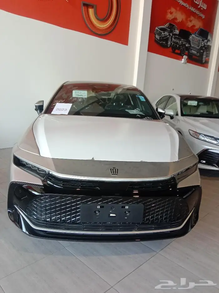 تويوتا كراون ماجستا 2023 فل كامل 2