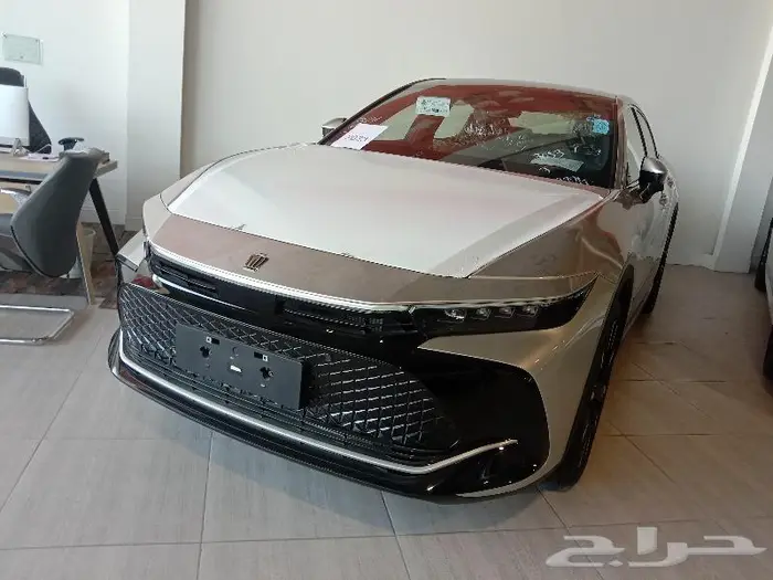 تويوتا كراون ماجستا 2023 فل كامل 0