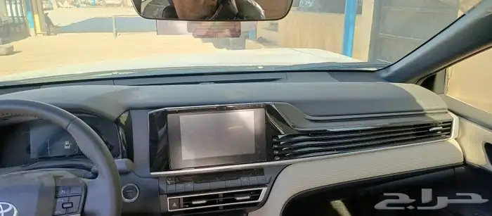 تويوتا كامري2025 3