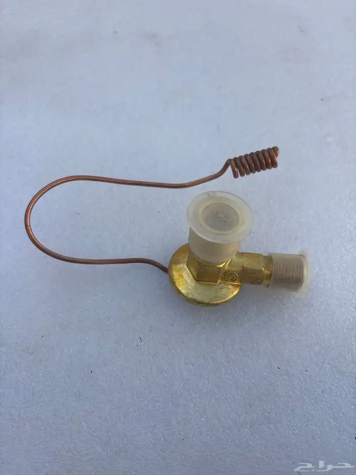 نيسان لوريل 200L وسيدرك قطع 25
