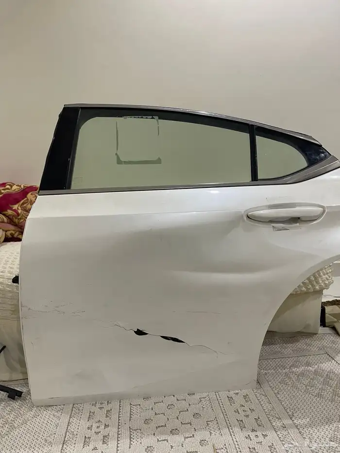 باب لكزس esكامل يسار ديكور يمين 1